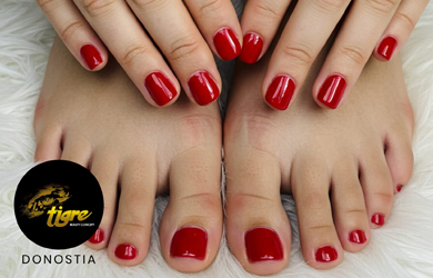 Manicura básica, semipermanente o manicura con pedicura