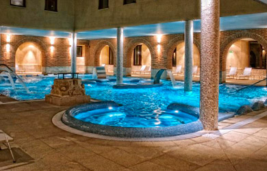 Estancia de 1  noche en media pensión  y acceso al circuito terma